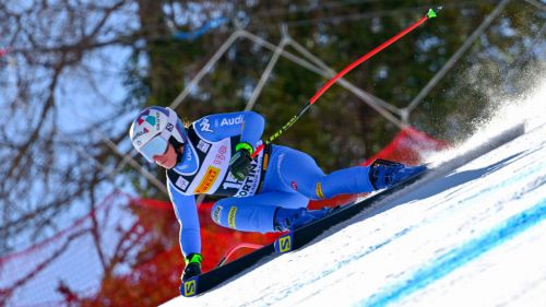 Blue for the "home" challenge at Erta: Bassino and Brignone the tips, there will be no Curtoni