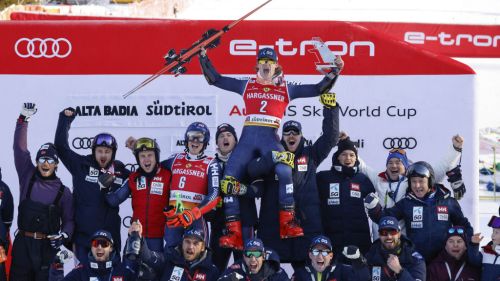 Braathen-Kristoffersen-Odermatt, what a show on the Gran Risa: "See you tomorrow guys..."