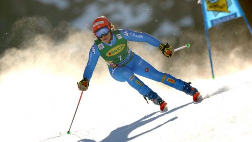 In Soelden the weather is getting crazy, skiing on the track has been canceled. At 5.30 pm the bib extraction