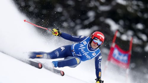 Faith, here we are now. First on cross-country skis with Swenn-Larsson, today still parallel slalom
