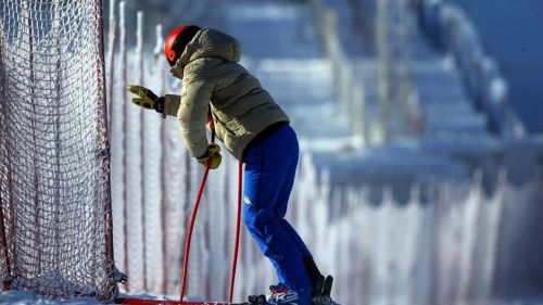 LIVE from Lake Louise for the first female super-g of the season: start shifted at 7.30pm, but the race will be held