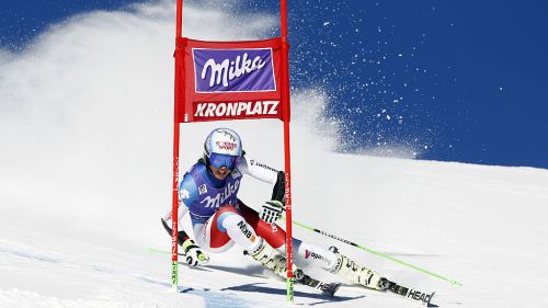 Camille Rast returns and ... wins: the Swiss talent beats everyone at Diavolezza in the second FIS slalom