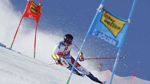 LIVE from Soelden: 2nd thrilling heat for the men's giant on Rettenbach, Caviezel leads