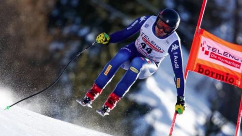 The Italsci never stops: blue brace in the descent of Wengen with Cazzaniga-Battilani!