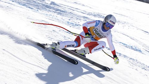 Corinne Suter is back on skis almost 5 weeks after the fall: full confidence for Lake Louise