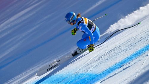 In Cortina it's Elena Curtoni's day! First triumph in super-g, but what a fear for Sofia Goggia