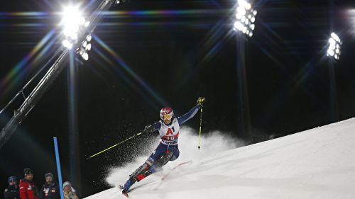 Curtoni 13th in mid race: "Too bad that mistake". First qualification for Marta Rossetti