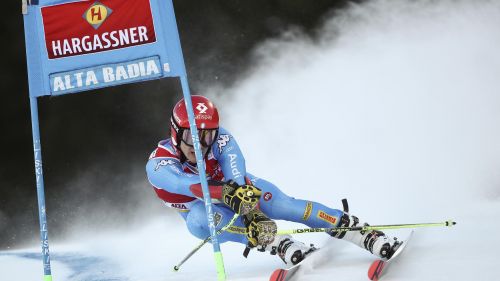 Della Vite anticipates Hofer (who wins the stage of the Italian GP) in the FIS giant of Kronplatz