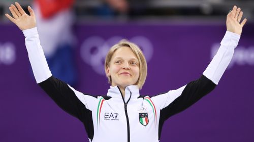 Arianna Fontana ritrova subito il podio: 2° posto sui 1500 di Montreal, stasera la battaglia sui 500