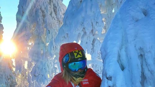 A Levi goes ... 24 degrees below zero! First nationals at work and striking on the track for the two Cup slaloms
