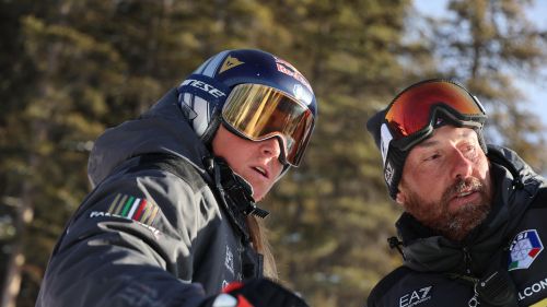 C'è nebbia a Lake Louise, partenza abbassata per la seconda prova verso le discese femminili