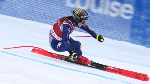 At 8.30pm the second descent test at Lake Louise: Goggia with the 9th, later Gisin, Shiffrin and Stuhec
