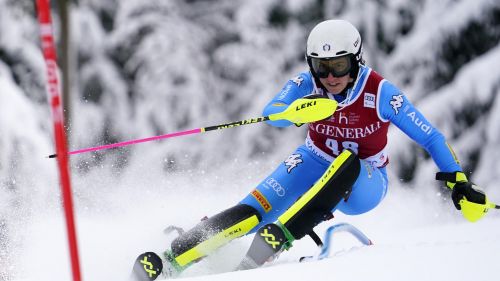 Finally a blue signal with the qualification of Anita Gulli, the "night race" woman