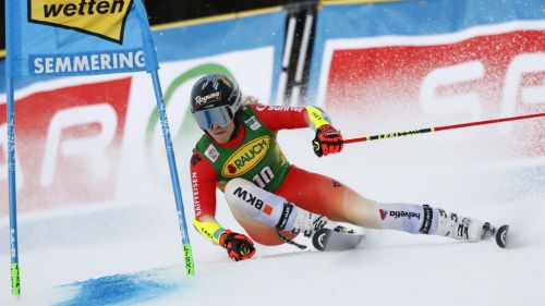 Crazy tracking in Semmering, Gut-Behrami and Shiffrin fly in the 1st heat: Bassino is third