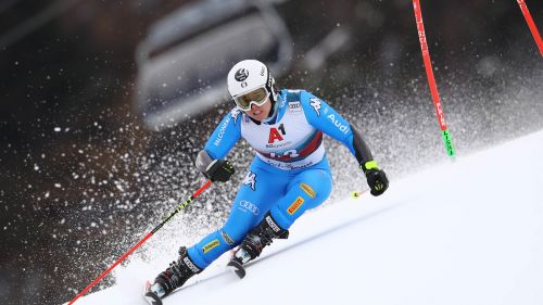 Two blue in the top ten in the FIS slalom of Pass Thurn won by Lingg: Haller is 7th, only 9th