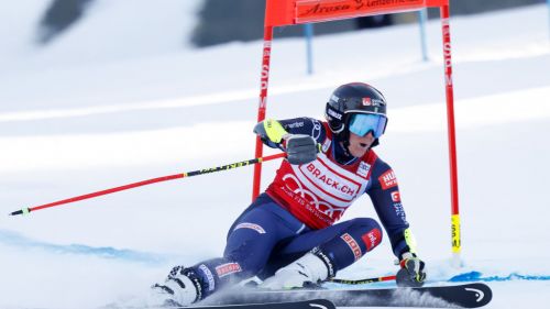 First thrills in Lenzerheide: Hector, Shiffrin and Worley fly, Brignone far and Bassino and Vlhova out