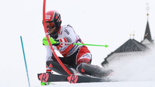 Hirschbuehl clears up doubts: "I will be competing in Campiglio". Vinatzer goes up to number 17