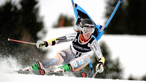 Mina Fuerst Holtmann dominates the first round of the European Cup giant in Folgaria: Bertani is there