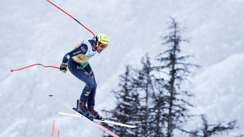 Downhill number 1 in Val Gardena, here is the startlist: Innerhofer first blue at the start, Paris with 6