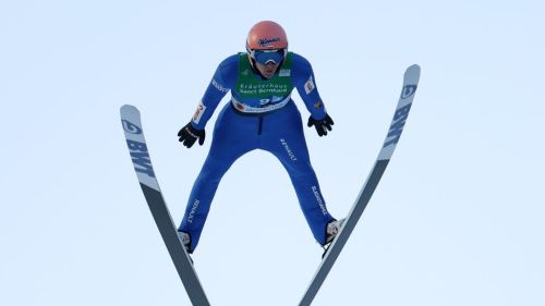 Salto con gli sci: Opseth trionfa in rimonta nella prima gara di Lillehammer, male le azzurre