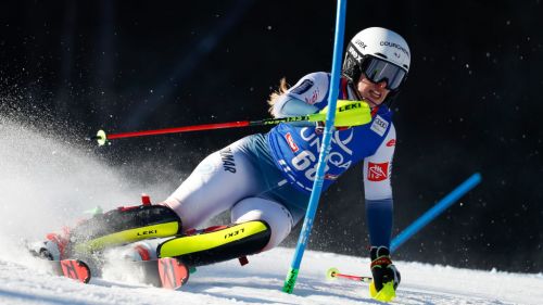 Women's slalom France increasingly in crisis: two places for Levi and injured Lamure