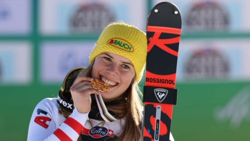 Liensberger "hands" the final victory to Austria. Shiffrin unattainable with 4 medals