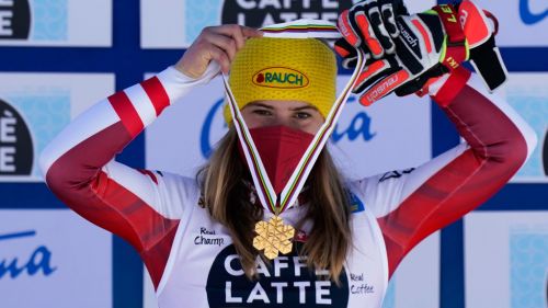 Liensberger, the golden girl he had been waiting for for years: the explosion in Cortina, the harp and "skiing with the heart"
