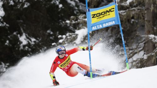Odermatt is furious: 1st heat dominant on the Gran Risa, another blow for De Aliprandini