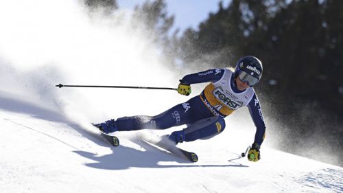 Here is Francesca Marsaglia and her first super-g title: Elena Curtoni is silver at 7 cents