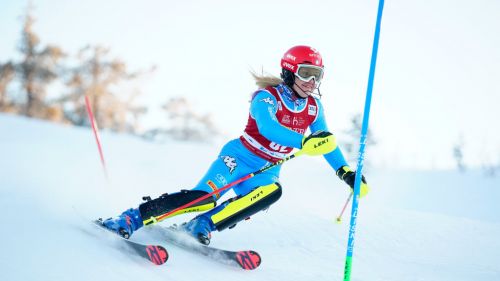 Speed and technical disciplines, the blue of the European Cup group at the Stelvio after Les Deux Alpes