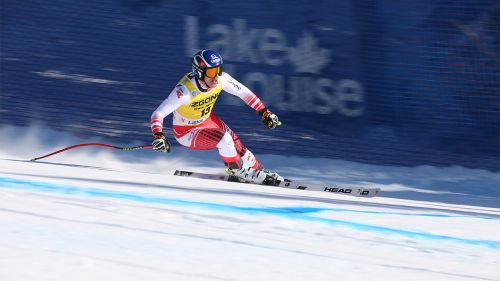 The start of the Lake Louise men's downhill: the big ones at the beginning, Paris with the 7 follows Kriechmayr and Feuz