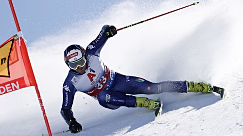 The CdM groups in Val Senales: Moelgg and Sala ready to work again with the slalomists