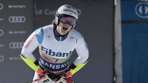 What if Marco Odermatt kept the cup open until the finals? In giant it is total battle