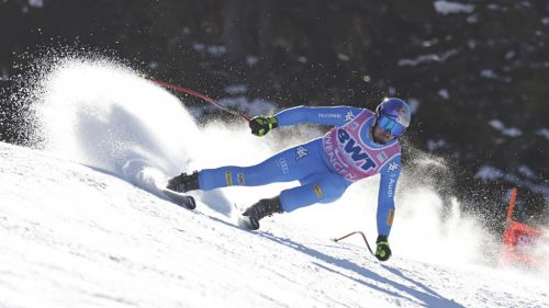 In Wengen the antics of the "fake test" of Kriechmayr, at 12.30 off the descent on the Lauberhorn