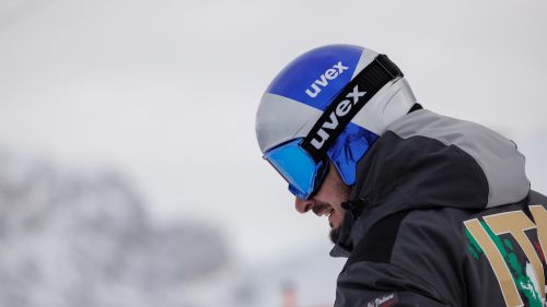 Val Gardena at the top, at 12.00 we start with the third downhill season: Paris with the n° 6, then Kilde...