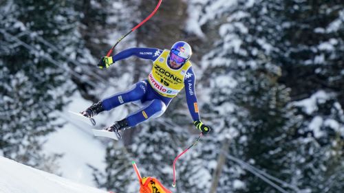 LIVE from Kitzbuehel, here is the first challenge to the Streif: at 11.30 am the test of the most awaited descent