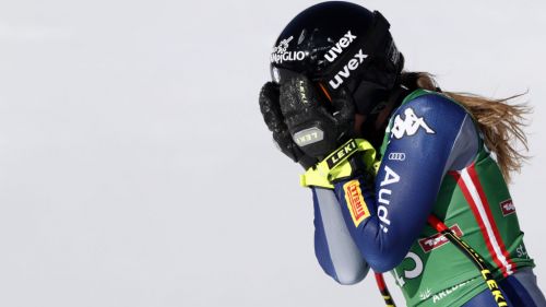 The FISI confirms the rupture of the crusader for Laura Pirovano: the splendid messages of her teammates