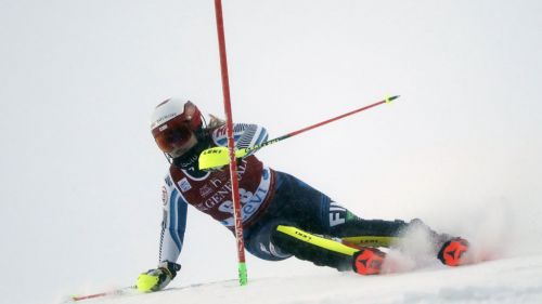 Do you remember Rosa Pohjolainen? The girl who surprised Levi broke her crusader: the season is over