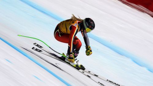 Roni Remme ready for the change of nationality. And Liensberger loses the skiman due to ... Hirscher