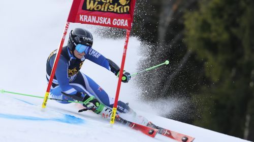 Super Robinson takes Podkoren, folded Vlhova. No podium for the blues