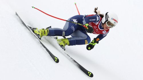 Runggaldier on the podium of the super-g of Santa Caterina, Bendotti dominates the slalom in Val Casies