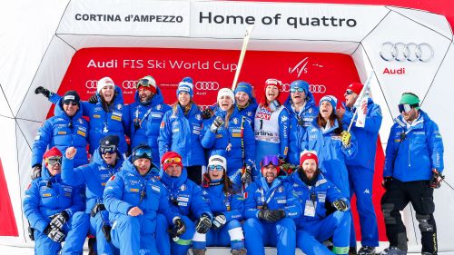 The "DH Lions" greeting for Johanna Schnarf: "You have been an example for all of us"