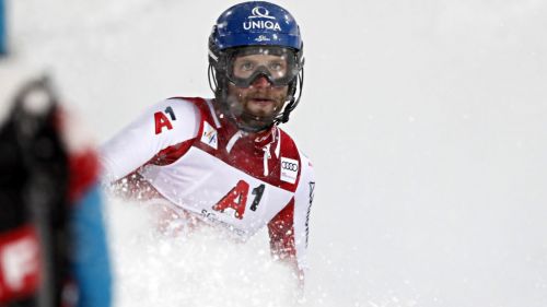 Schwarz, Zenhaeusern and Noel enclosed in 3 cents, still a little blue in Chamonix