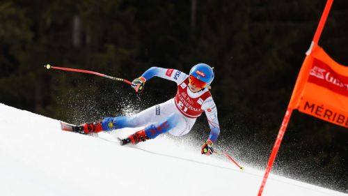 Mikaela Shiffrin and the new staff with lots of Austria and Mike Day certainty