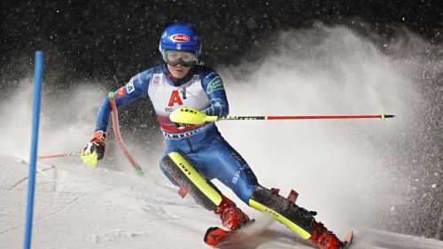 Shiffrin is back in slalom too: triumph in Flachau after more than a year, Liensberger still second