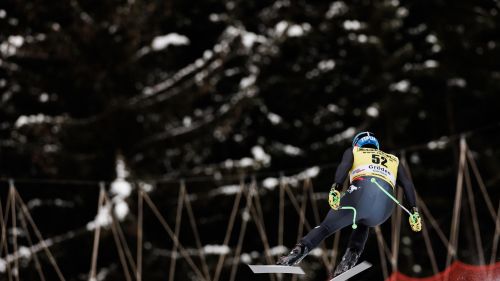 Lussazione alla spalla destra per Federico Simoni: niente discese a Sella Nevea per il valdostano