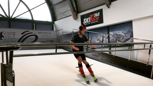 The young Austrians? They use a latest generation simulator before returning to the track ...