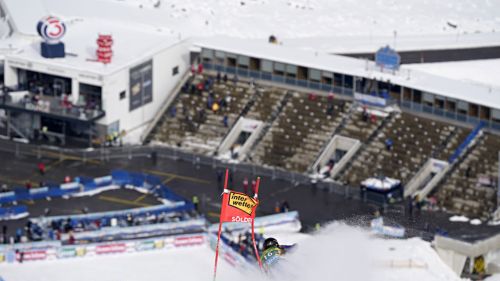 Rai Sport journalists are fighting to avoid the closure of the channel. Is skiing all on Rai 2?