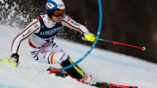 Strasser still makes the difference at Funesdalen: the German in the lead after the first, chasing Haugan and a great Hall