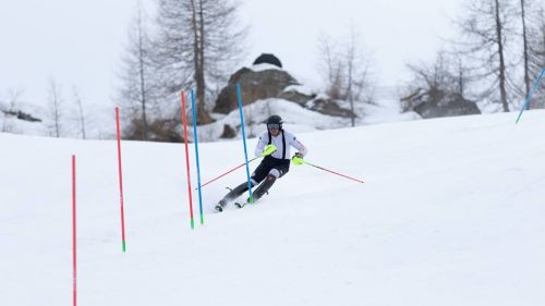 Hans Vaccari is reborn 10 months after the injury in Flachau: he is the FIS slalom in Livigno